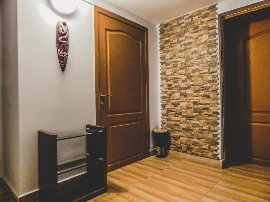 Top Center Studio 1 София Екстериор снимка