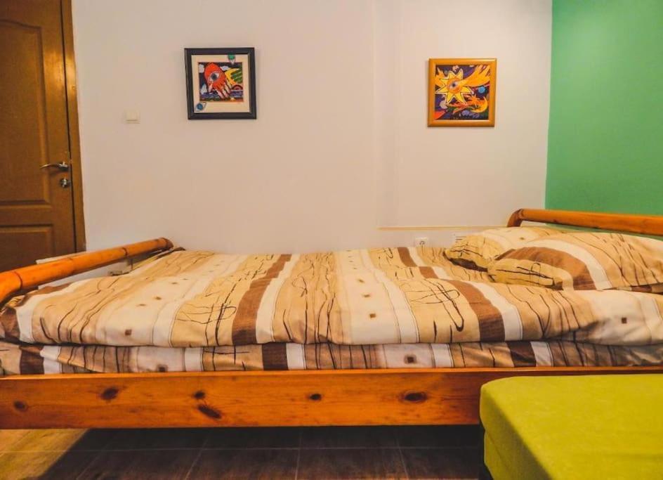 Top Center Studio 1 София Екстериор снимка