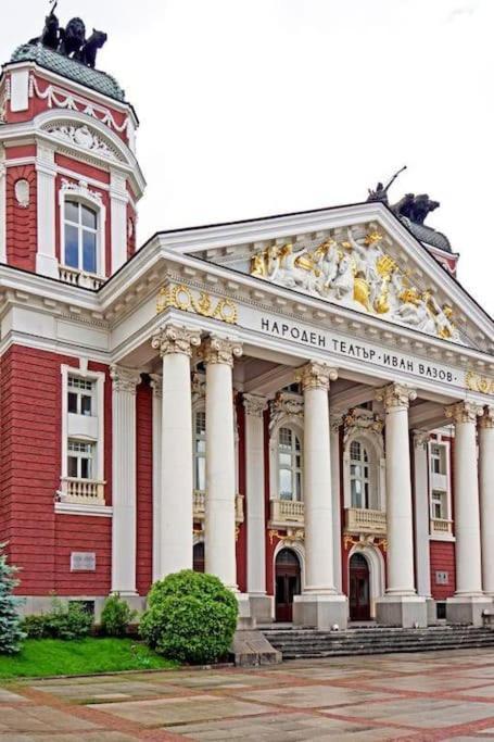 Top Center Studio 1 София Екстериор снимка